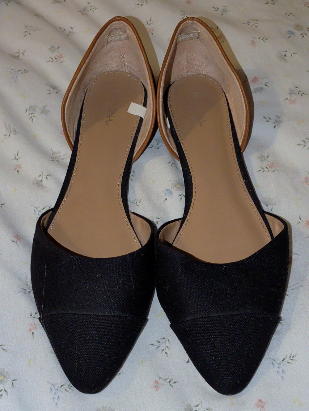 Merona Black and Tan Pointed D'Orsay Flats
